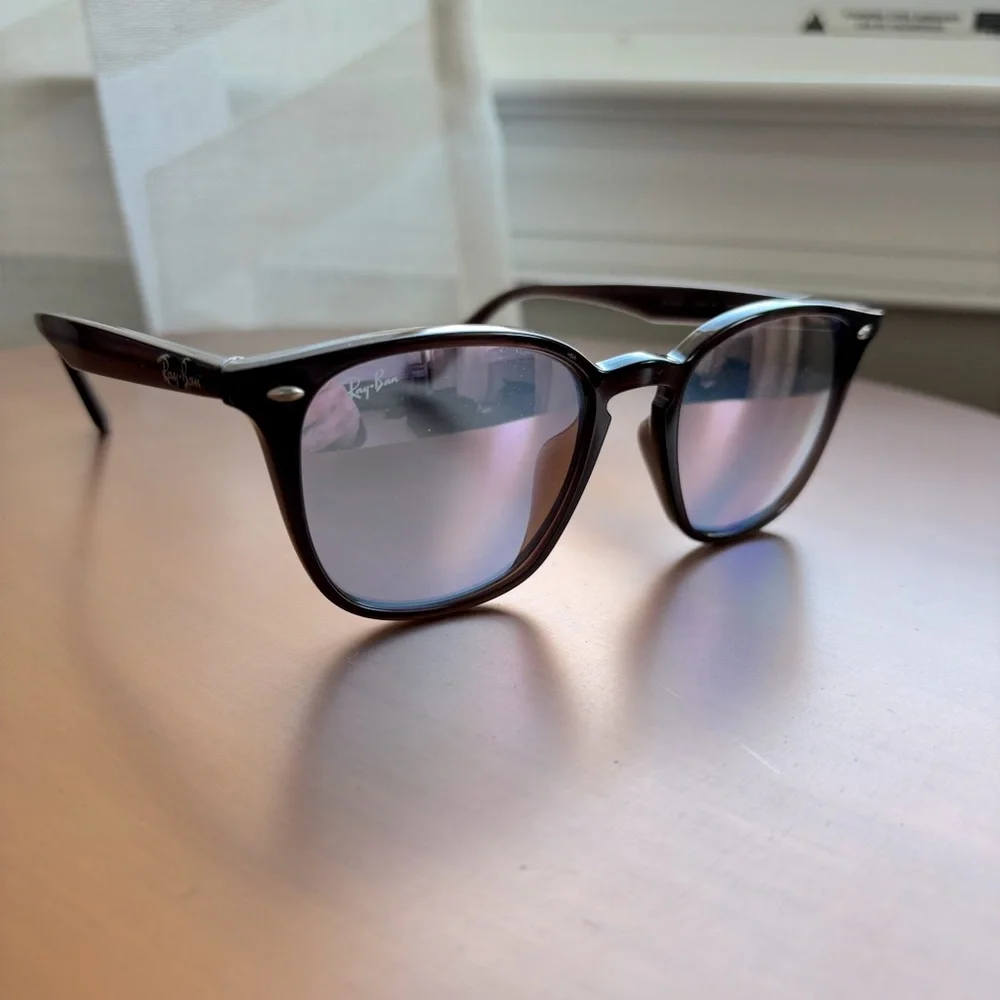 Ray-Ban Black Sunglasses RB 4258